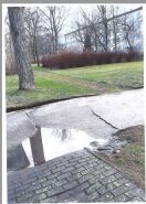 Foto: massive Verwefung der Oberfläche der Fahrspur 